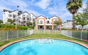 V&S Apartments - Executive Suite In Fourways, Johannesburg